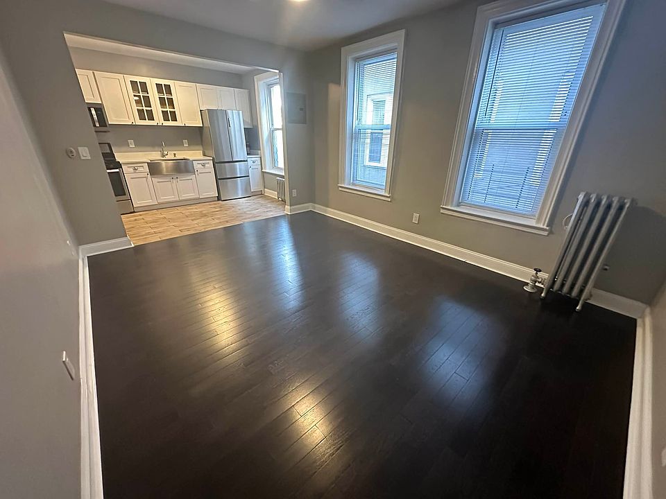 1st image of 296 Covert St APT 2R