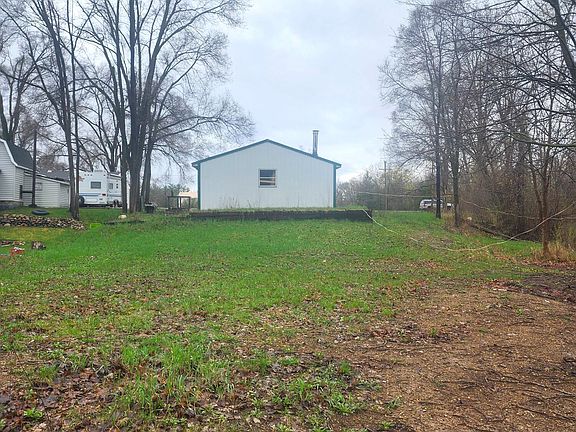 4th image of 1491 S Leaton Rd