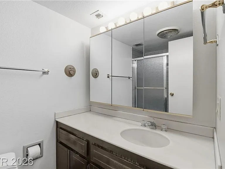 205 E Harmon Ave #508 — Photo 31
