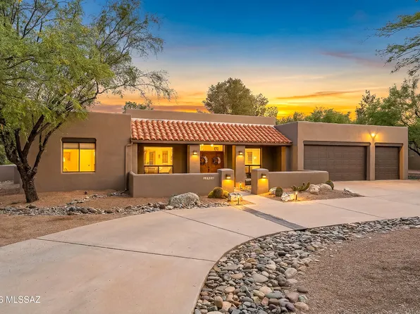 12430 E Cape Horn Dr, Tucson, AZ 85749