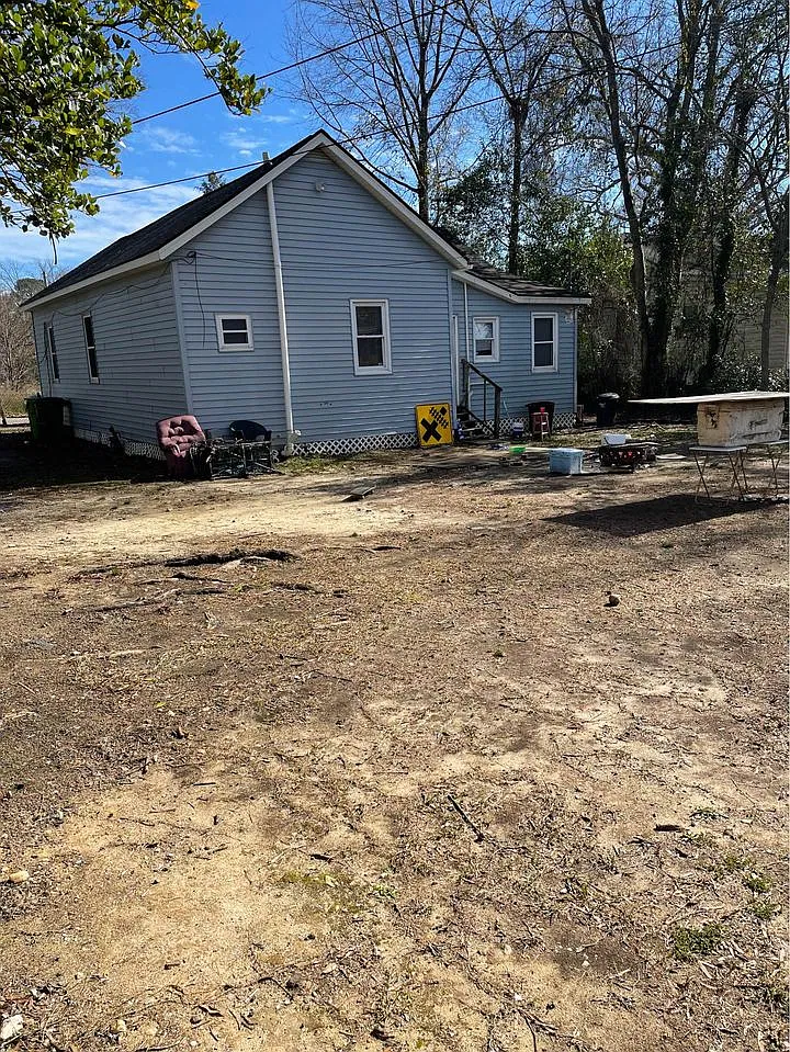 3 bed, 1250 sqft, $2,550 — Photo 3