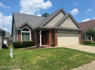 3324 Rainview Cir, Louisville, KY 40220