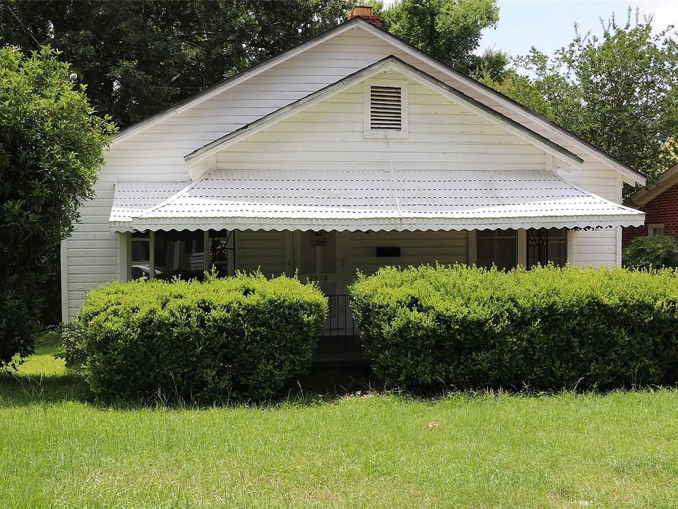 2nd image of 2938 McQueen St