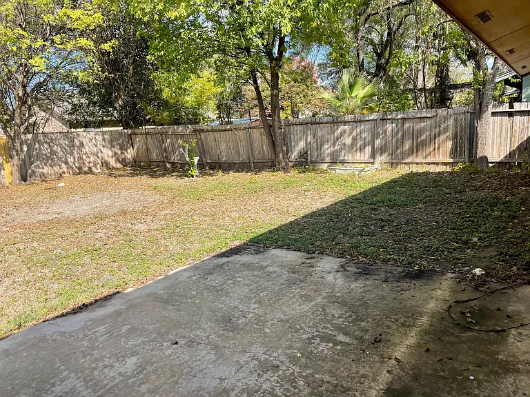 5239 Round Table Dr — Photo 2