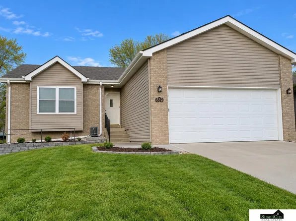 6201 Baxter Pl, Lincoln, NE 68516