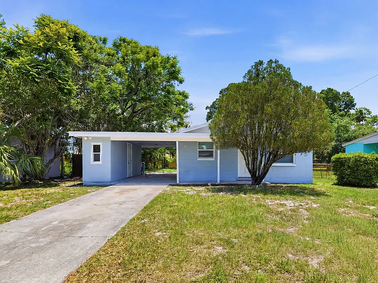 919 Fern Ave — Photo 1