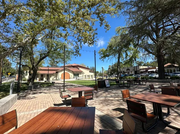 Northridge Terrace Apartments at 4900-4948 Stamas Lane, Fair Oaks California