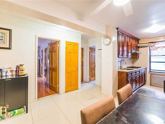 3rd image of 14340 Roosevelt Ave APT 2C