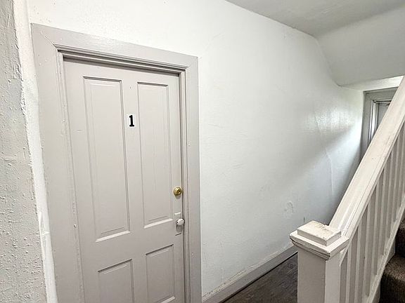 3rd image of 232 E King St APT 1