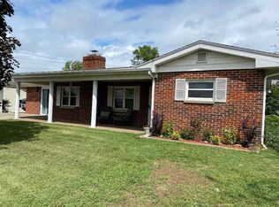 65 Bellefonte Rd, Raceland, KY 41169