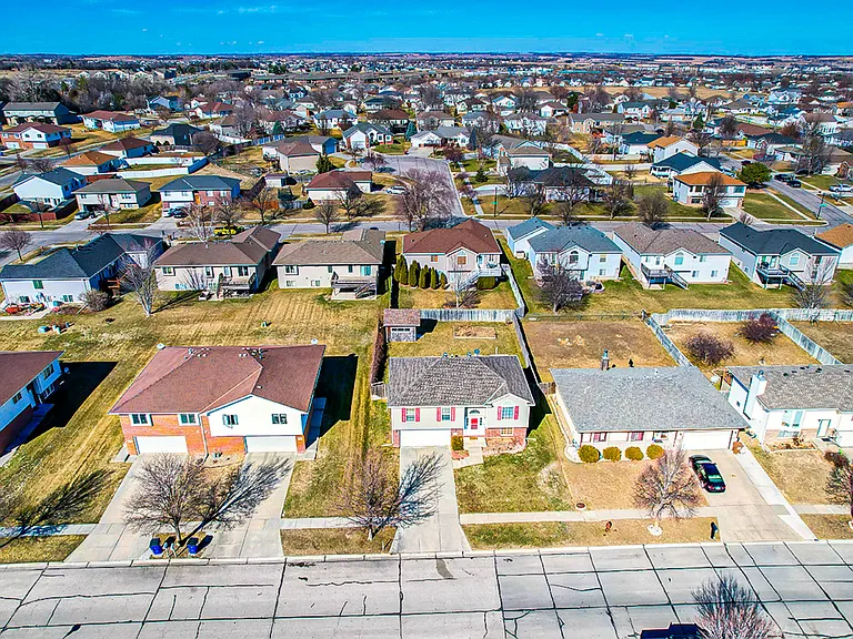 1524 Hilltop Rd — Photo 30