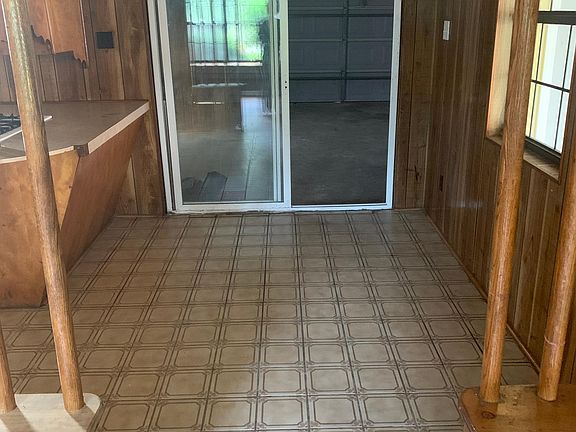 5th image of 2716 General Vandenburg St