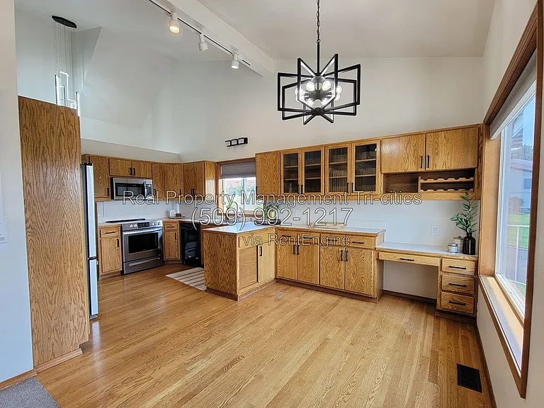 435 Nicklaus Ct — Photo 2