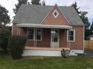 7106 Packard Rd, Niagara Falls, NY 14304