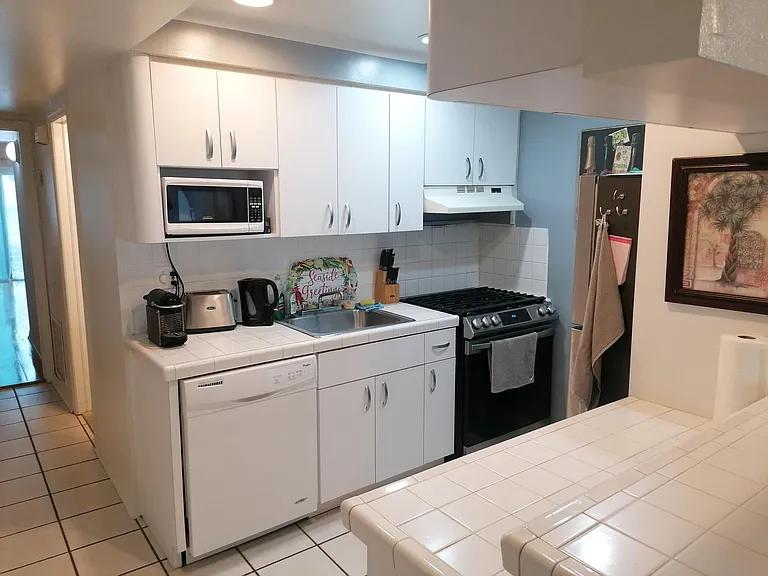 405 N Hibiscus Dr — Photo 9