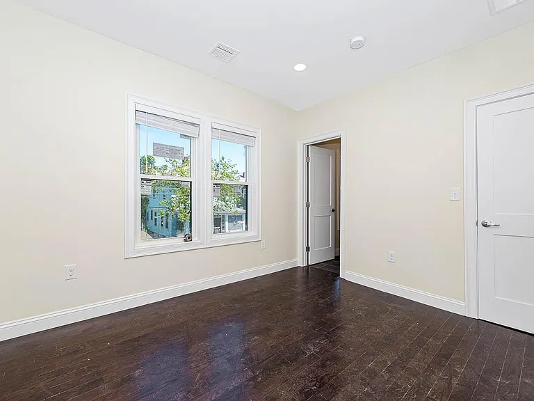 74 Stanley Ave #2 — Photo 9