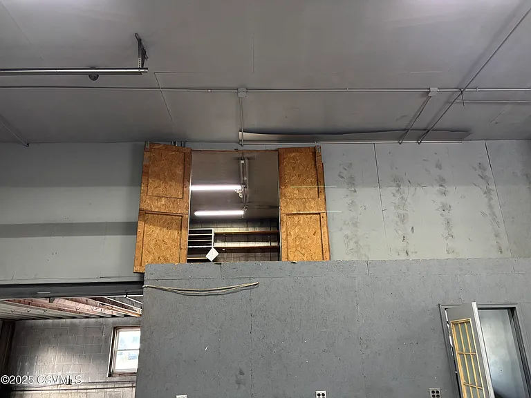 1350 Broadway Rd — Photo 15