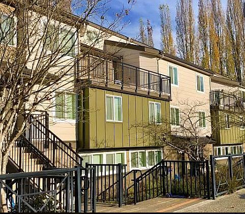 1st image of 15827 NE Leary Way