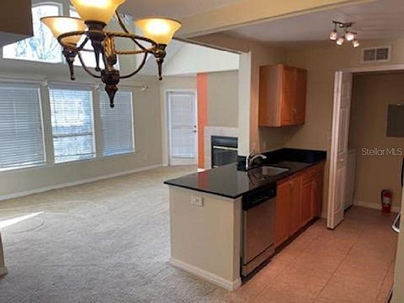 5th image of 3265 Haviland Ct APT 302