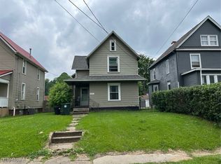 1327 Maple Ave NE, Canton, OH 44705