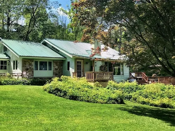 7079 California Hill Rd, Salamanca, NY 14779