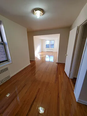 Rented by Contact Realty | media 2