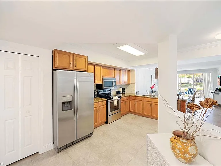 5455 Worthington Ln #103 — Photo 17