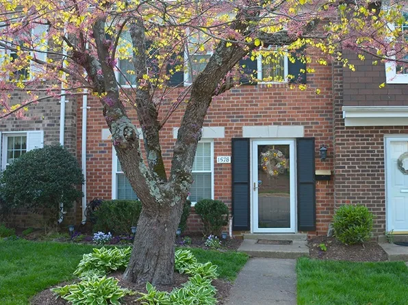 1578 Heritage Hill Dr, Henrico, VA 23238