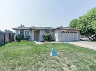 1183 Glengrove Ave, Central Pt, OR 97502