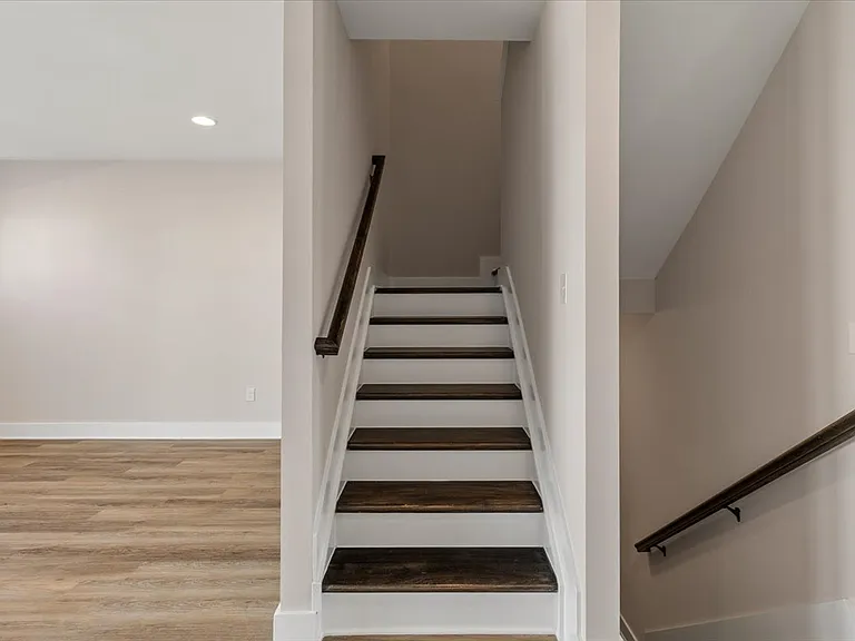 2129 Big Falls Dr — Photo 11