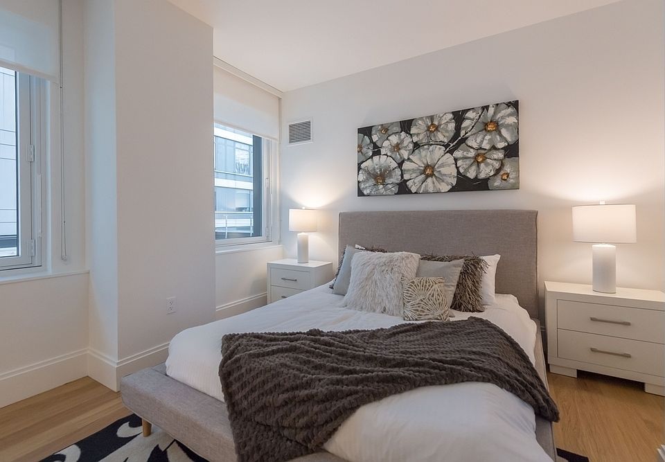 1st image of 600 W 58th St APT 8A