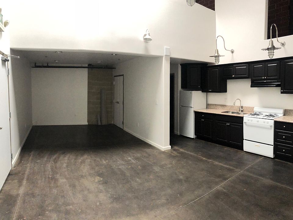 1st image of 1734 N Main St #170