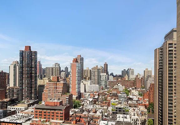 5th image of 422 E 72nd St APT 22A