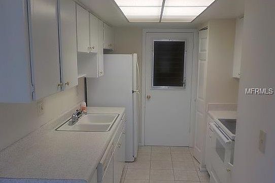 3rd image of 2718 Highlands Blvd APT D