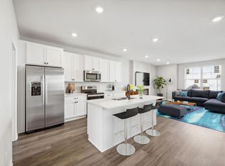 7688 Cruise Way, Inver Grove Heights, MN 55076