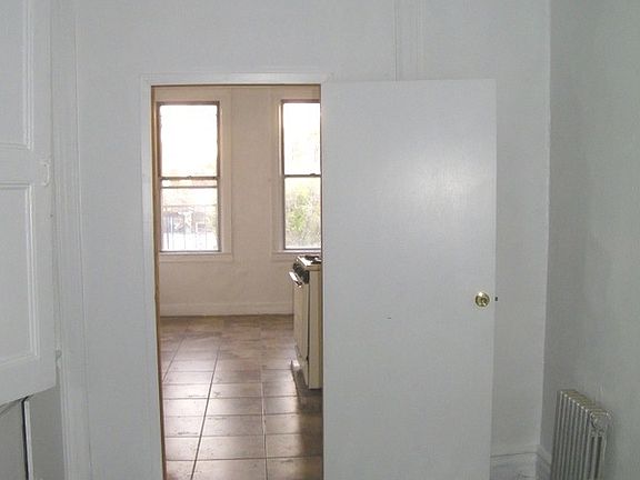 5th image of 68 Bushwick Ave #2F