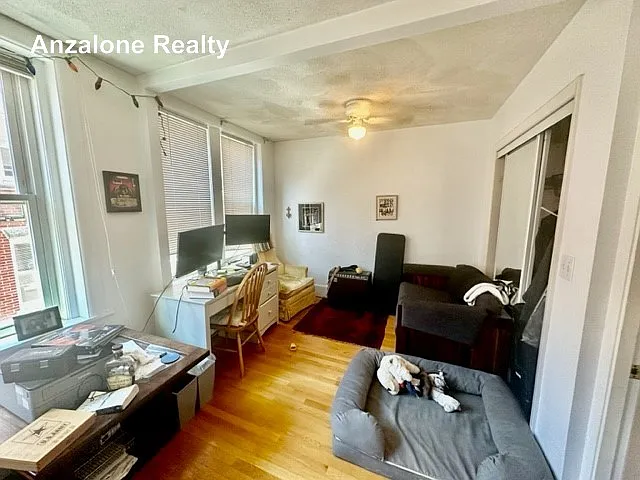 19 Margaret St #2 — Photo 9