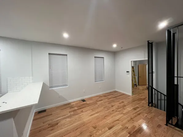 1933 Chestnut Street, 1933 Chestnut St Suite 1R, Philadelphia, PA 19103