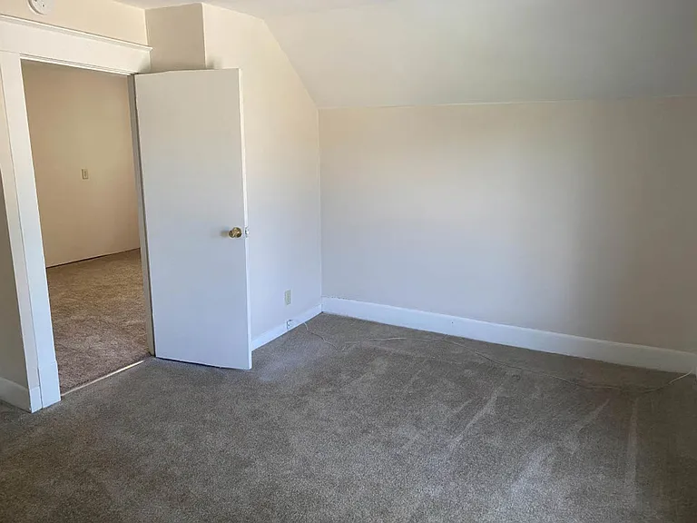 1412 N Champaign St — Photo 12