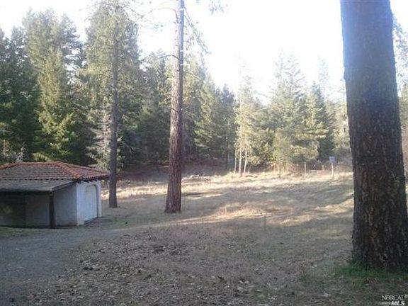 2nd image of 4495 Lakewood Dr