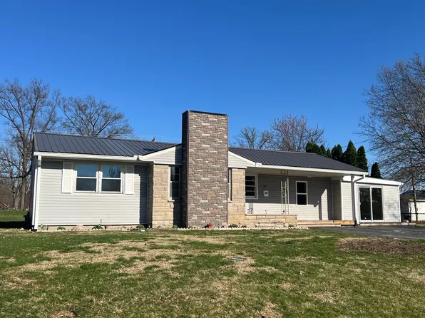 905 Maple Dr, Rockville, IN 47872