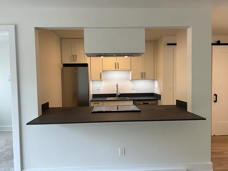 Very efficient kitchen layout