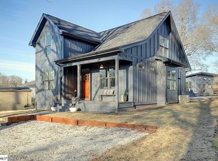 6 Vest St, Travelers Rest, SC 29690