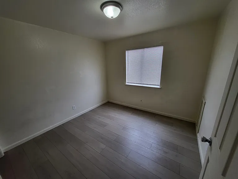 1214 E Clinton Ave #201 — Photo 6