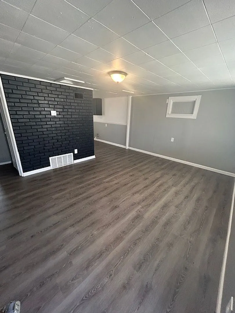 Half Off Security Deposit Limited Time Special! Section 8 Welcome! — Photo 4