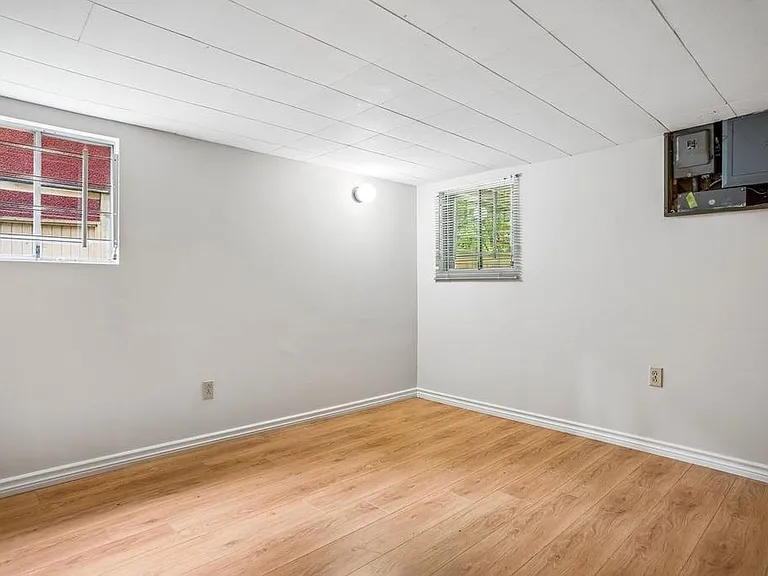 5405 Trafalgar St — Photo 24