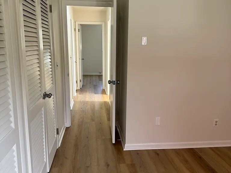 22 Mills St #1 — Photo 11