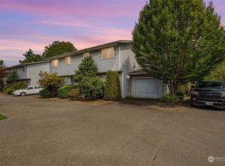 1053 Adelia St, Blaine, WA 98230