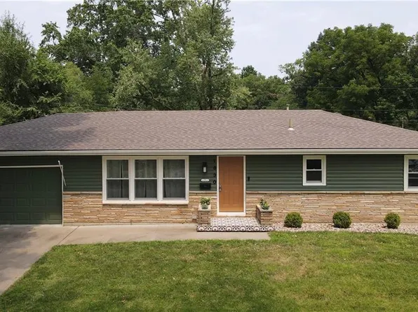1630 NE 48th Ter, Kansas City, MO 64118