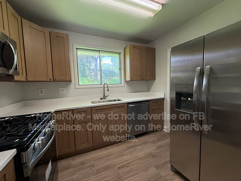 3611 Embassy Ln — Photo 2